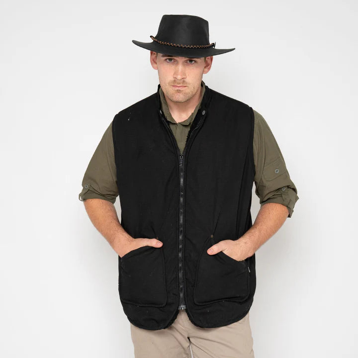 Wooli Vest in Black